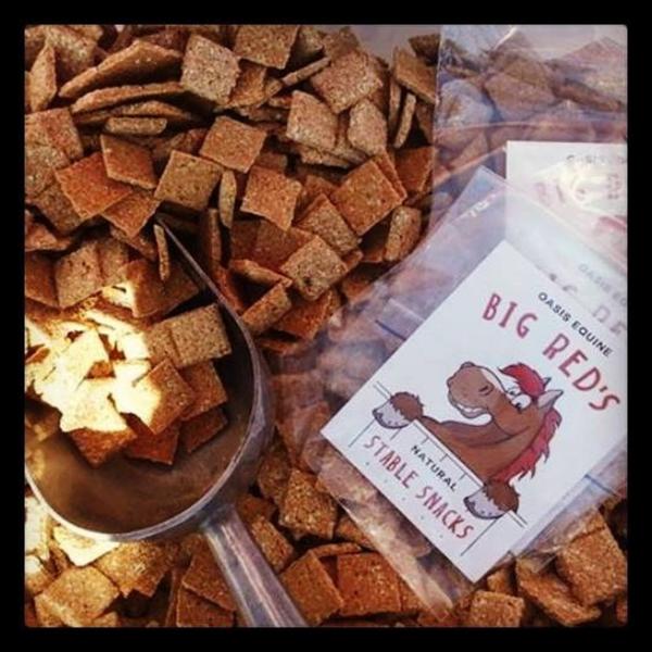 Big Red's Super Mix Stable Snacks